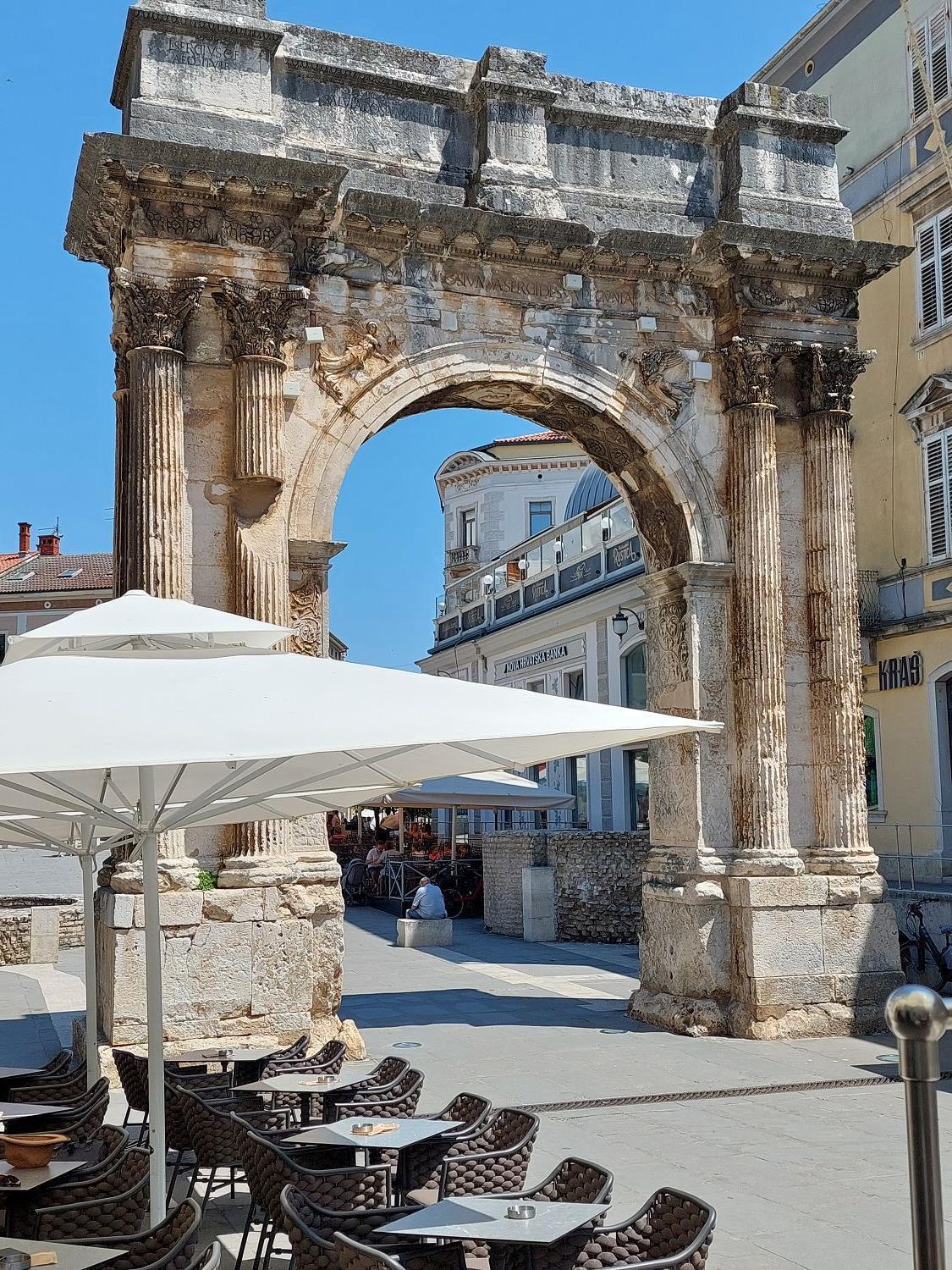 Apartment Bartholomaeus Pula Bagian luar foto